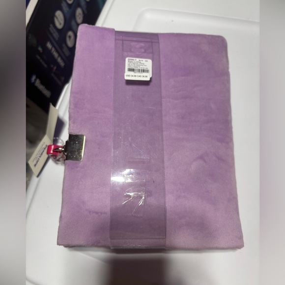 NWT Claire’s Purple Penelope Hoodie Plush Fuzzy Journal With Lock & Key. - Picture 2 of 2
